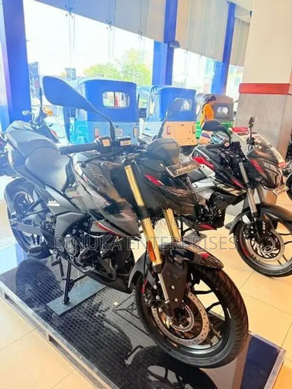 Bajaj Pulsar N160 Premium 2026