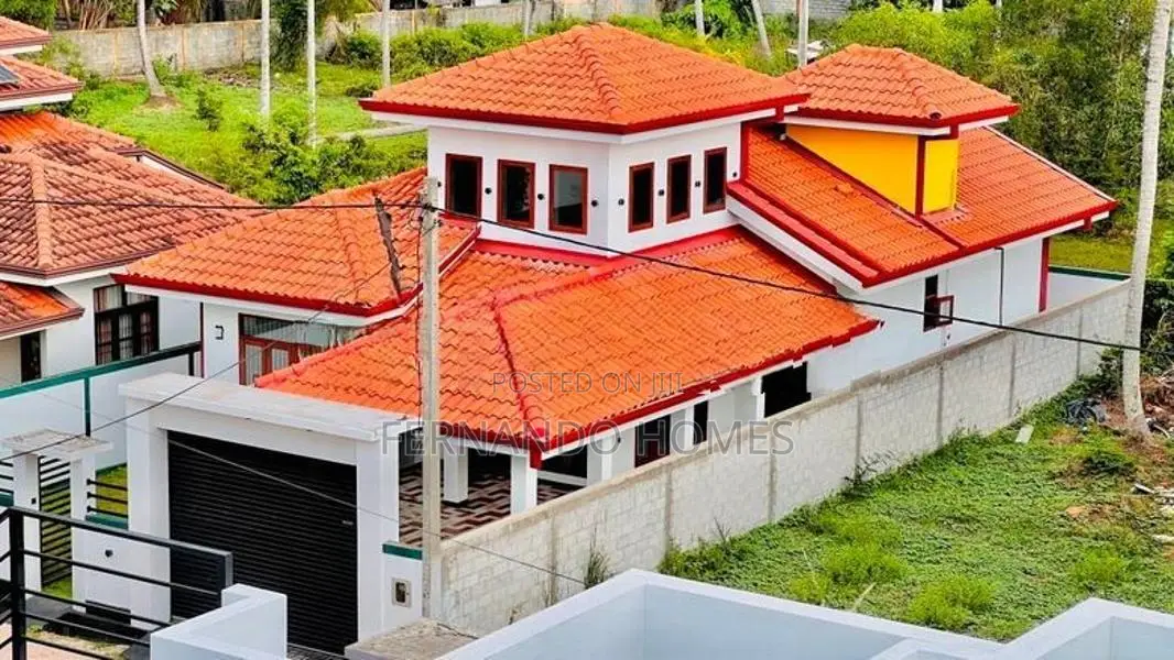Clear Deeds Single Storey Best Condition New House for Sale in Negombo