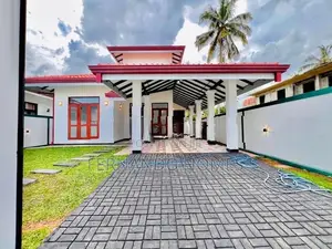 Clear Deeds Single Storey Best Condition New House for Sale in Negombo