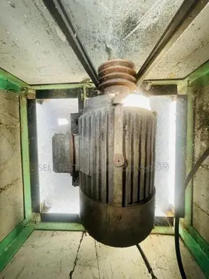 Virgin Expeller Machine