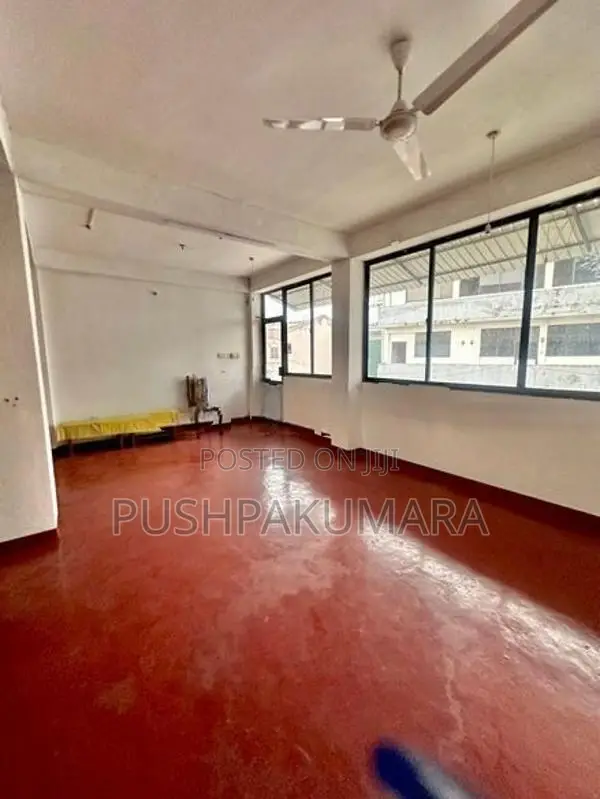 Commercial Property for Rent in Boralesgamuwa (File No 28C)
