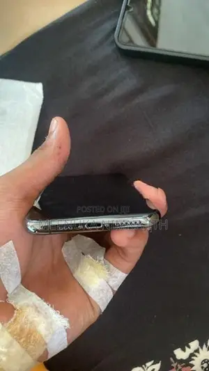 Apple iPhone 11 Pro 256GB (Used)