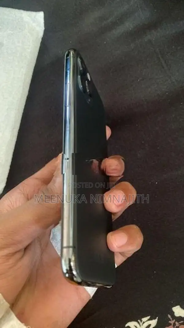 Apple iPhone 11 Pro 256GB (Used)