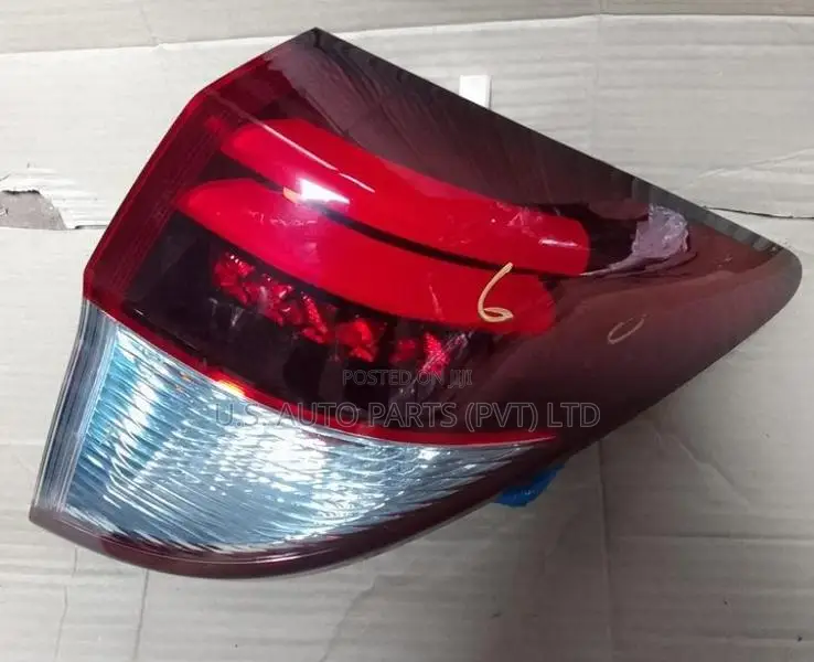 Honda Vezel (RU3) Tail Lamp Left & Right