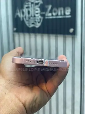 Apple iPhone 15 128GB (Used)