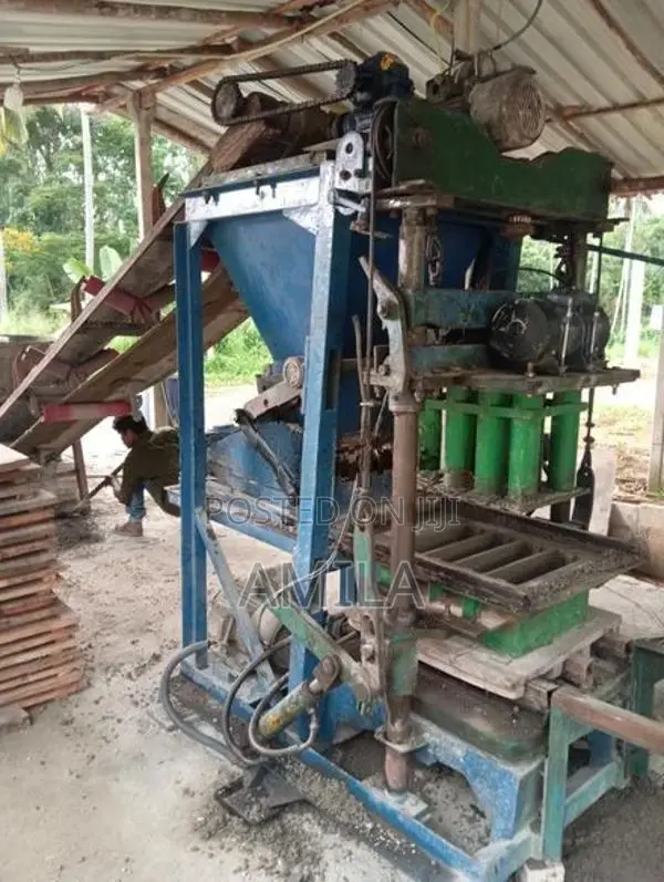Block Gal Machine