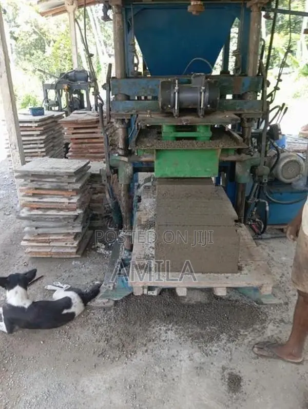 Block Gal Machine