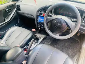 Hyundai Elan Dx 2000