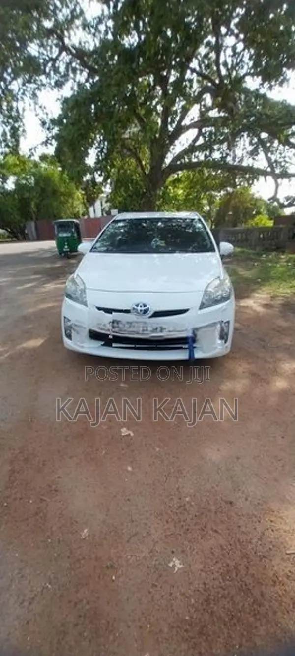Toyota Prius 3rd Generation 2011