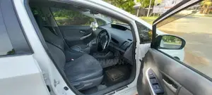 Toyota Prius 3rd Generation 2011
