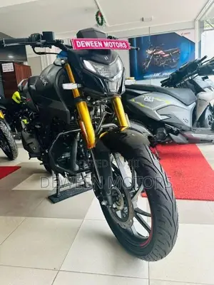 Hero Hunk 160R 4V 2026