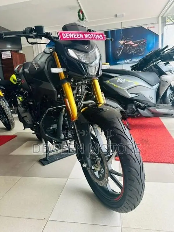 Hero Hunk 160R 4V 2026