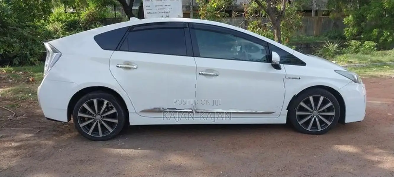 Toyota Prius 3rd Generation 2011