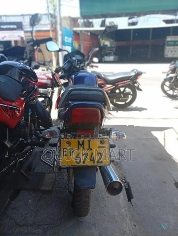 Bajaj CT100 2007
