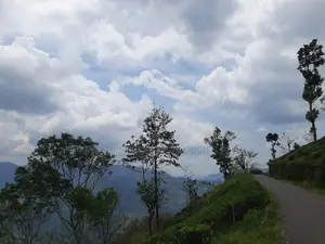 Mountain view land for sale in Pundaluoya