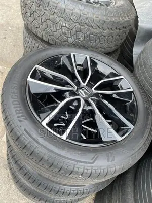 225/50/18 Size Bezel RS Alloy Wheels with Tire Set