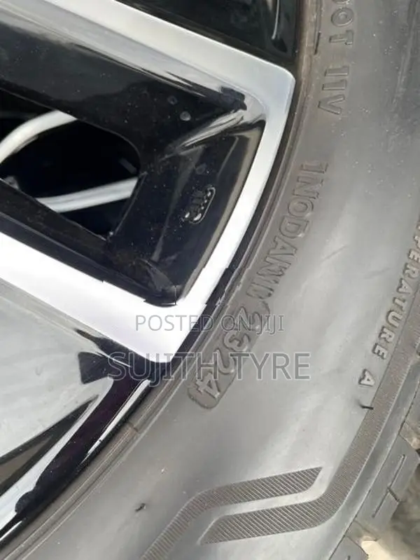 225/50/18 Size Bezel RS Alloy Wheels with Tire Set