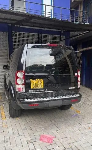 Land Rover Discovery 2013