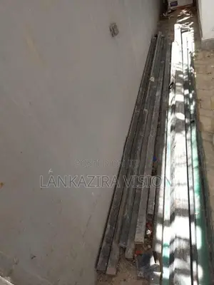 Used Box Bars with Poly Carbonate Sheet