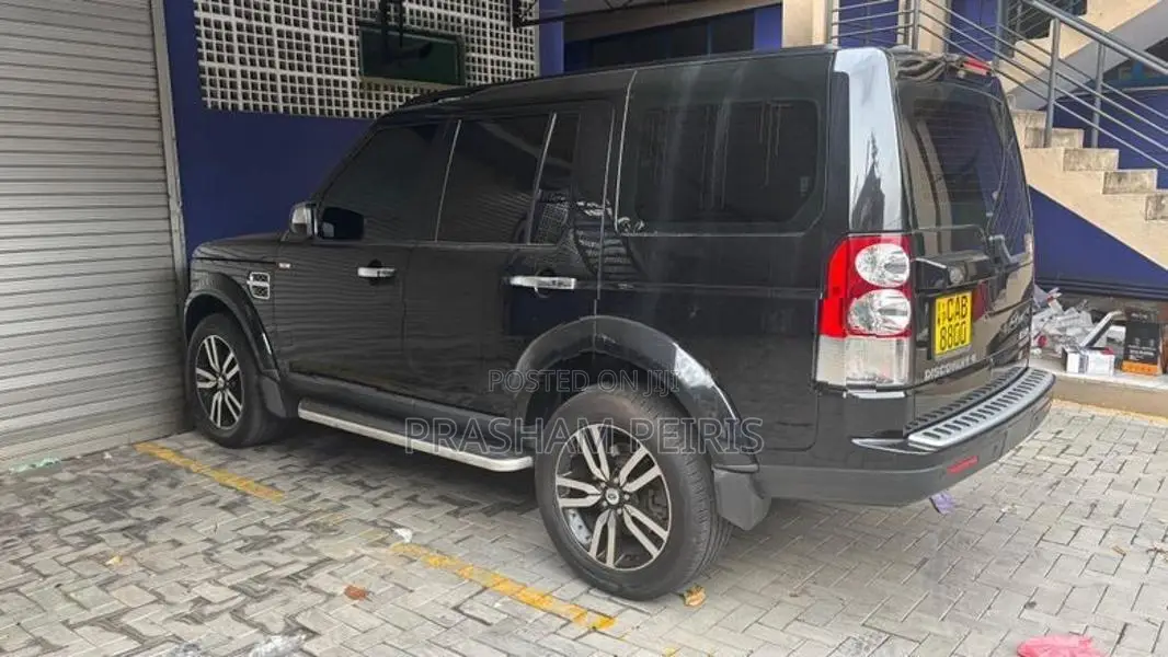 Land Rover Discovery 2013
