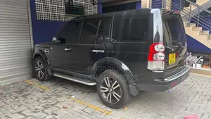Land Rover Discovery 2013