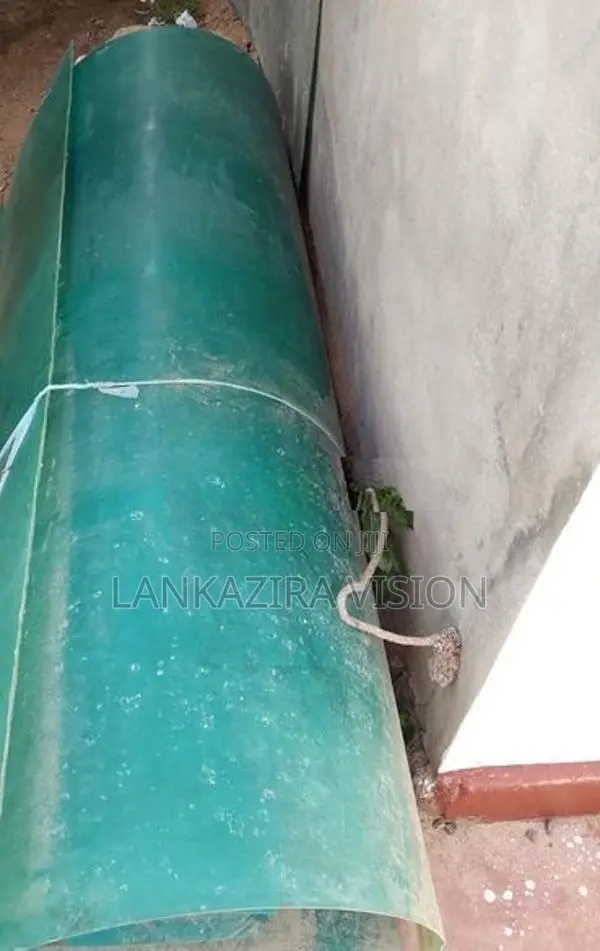 Used Box Bars with Poly Carbonate Sheet