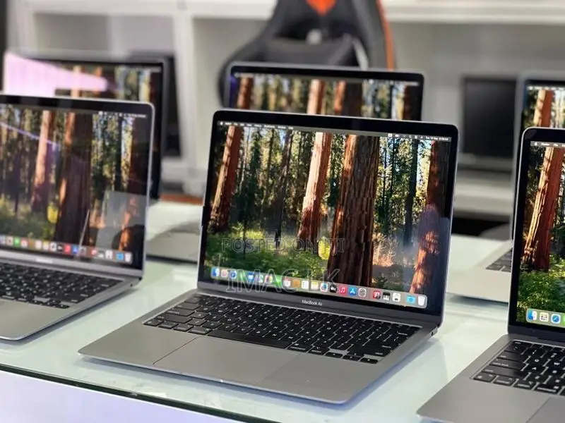 Apple MacBook Air M1 Chip 16GB RAM 512GB SSD