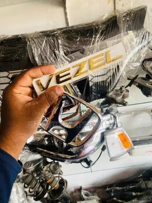 Honda Vezel Logos