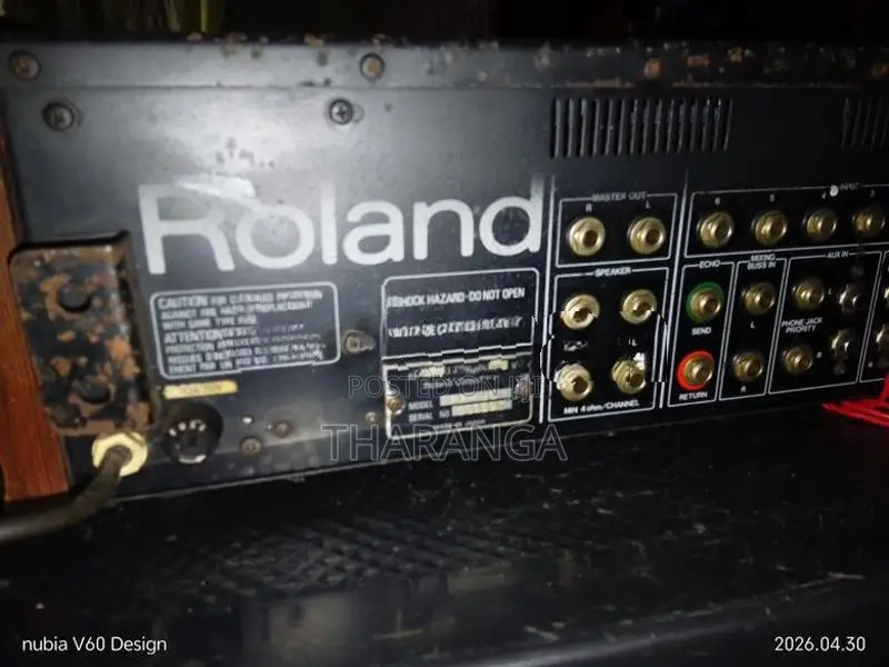 Roland Power Mixer
