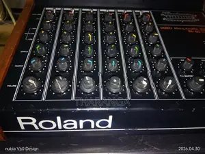 Roland Power Mixer