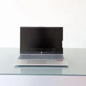 HP 15 Ryzen 5 \7520U 15.6 inch Full HD \8GB DDR5 Ram