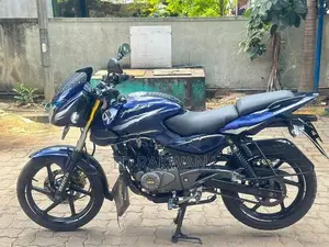 Bajaj Pulsar 180 pulsr 2017