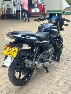 Bajaj Pulsar 180 pulsr 2017