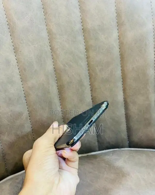 Apple iPhone 11 Pro 256GB (Used)