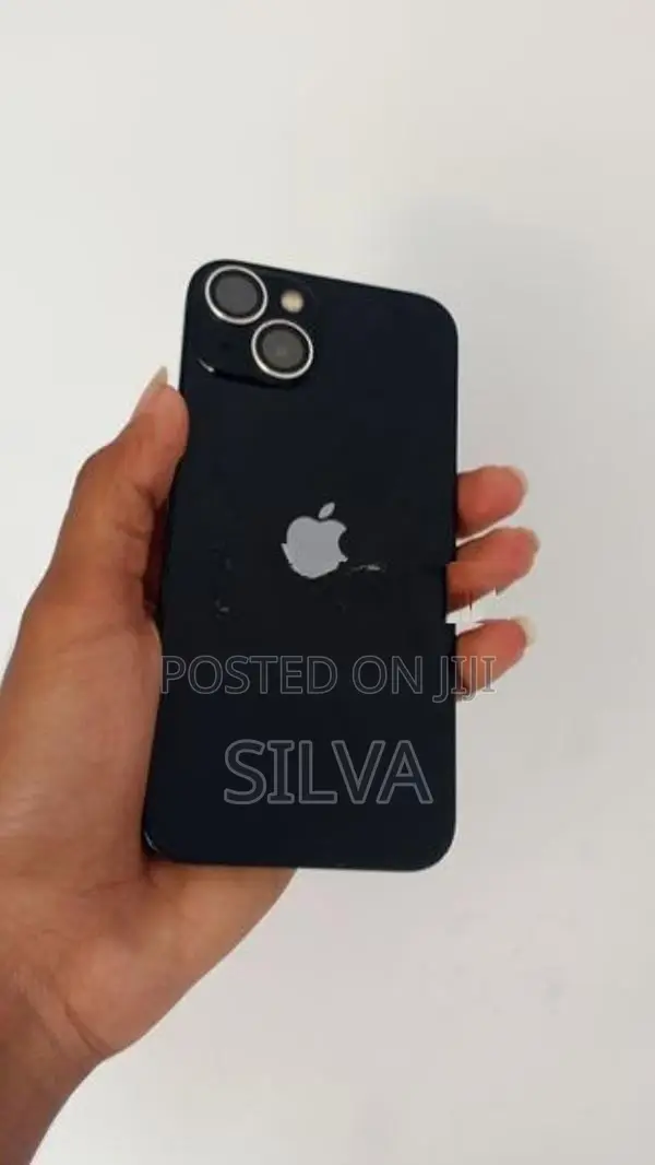 Apple iPhone 13 (Used)