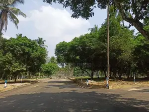 Land in Yakkala