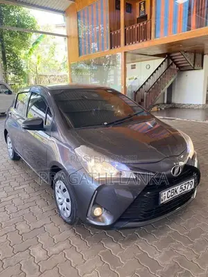 Toyota Vitz 2017