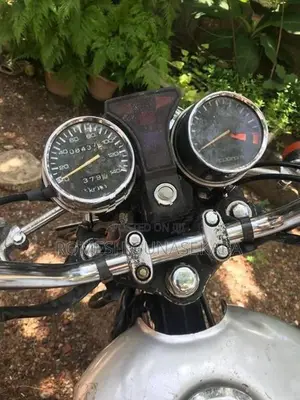 Honda LA custom 2005