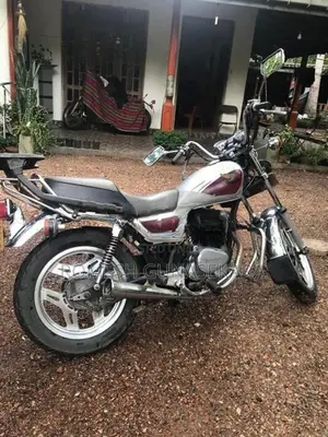 Honda LA custom 2005
