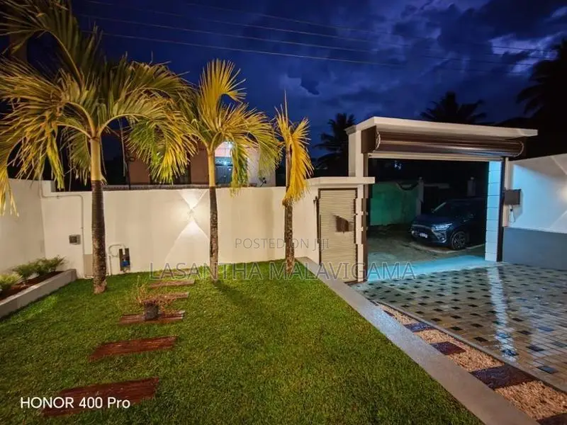 Malabe Arangala Brand New spacious House for sale