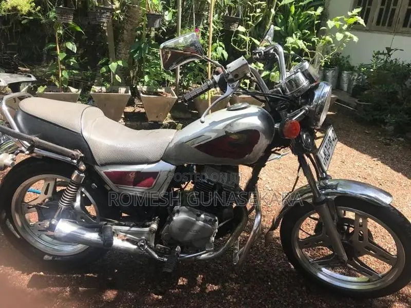Honda LA custom 2005