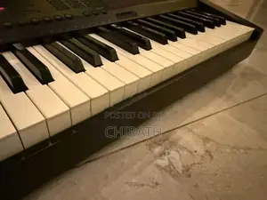 CDP 200 R Keyboard