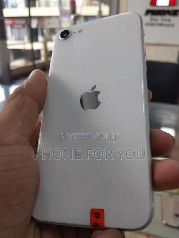Apple iPhone SE 2 (Used)