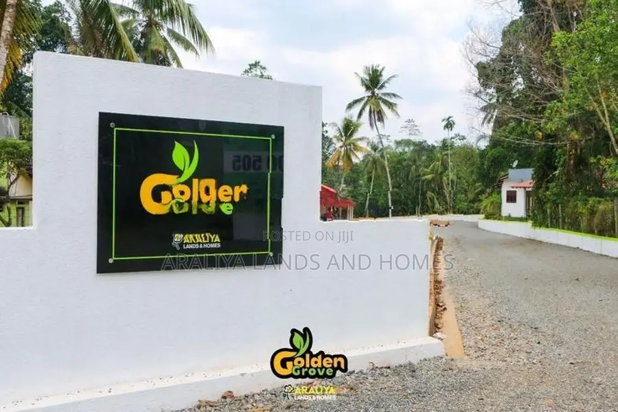 Land For Sale In Kadawatha - Weboda