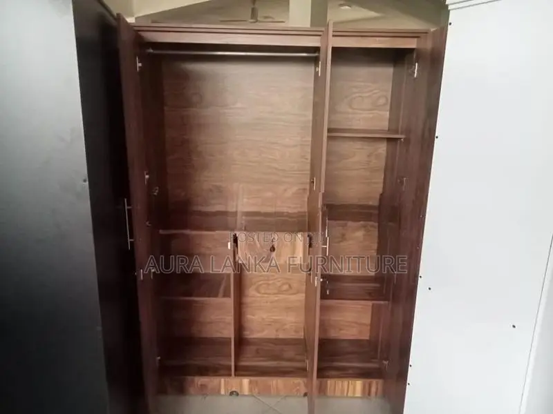 Melamine 3door Cupboard