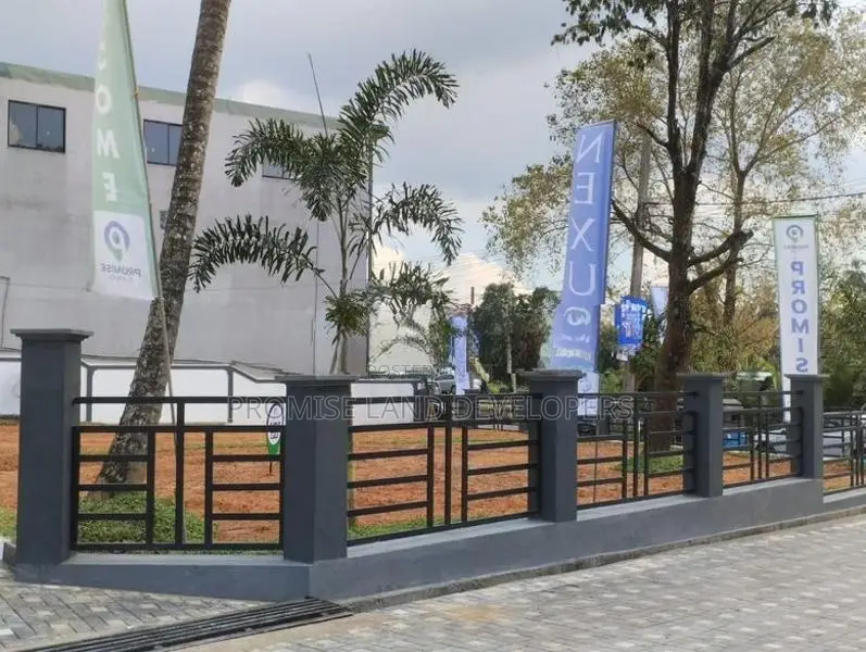 Athurugiriya 8p Commercial Land Lot in Sale C33