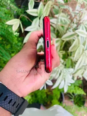 Apple iPhone SE (Used)