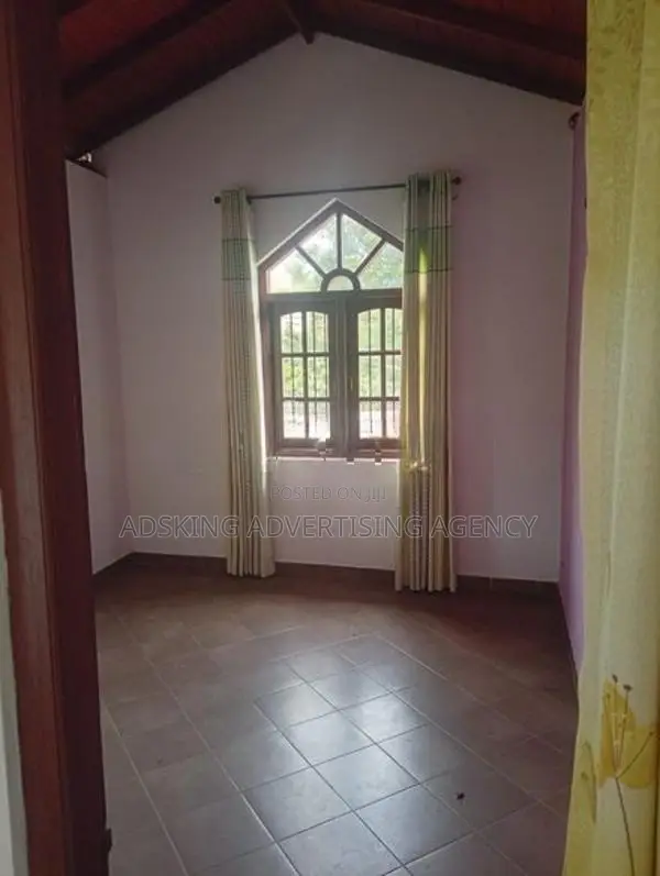 House For Sale in Mahara - Kadawatha