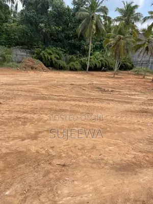 පර්චස් 100 ඉඩමක් විකිණිමට ඇත දැඩිගමුව
