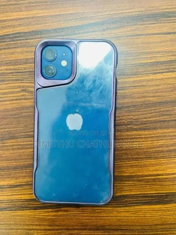 Apple iPhone 12 64GB (Used)